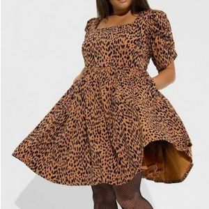 NWT Torrid Betsey Johnson 1X 14 16 Puff Sleeve Skater Dress Limited Edition